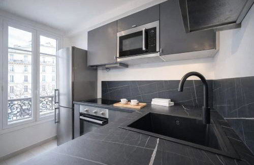 Arc de Triomphe - Premium apartment for 4 - Photo 9