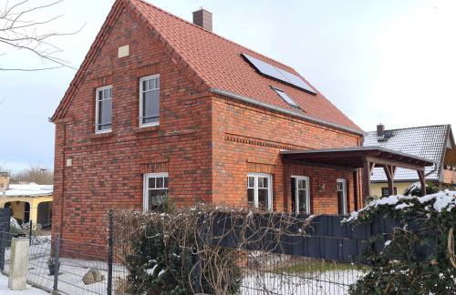 A12 Das rote Haus am Haff Roggow Ostseebad Rerik - Foto 1