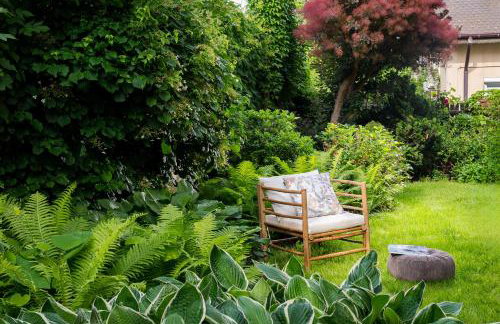 Warm & cosy 2-store 3-BR House with fireplace, living room, garden, terrace, balcony & parking 30 minutes from Warsaw Centre - Foto 18