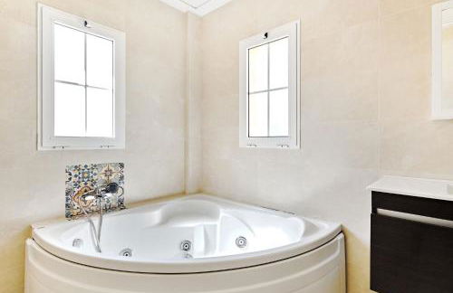 Butterfly Villa -private pool & playground - Foto 28