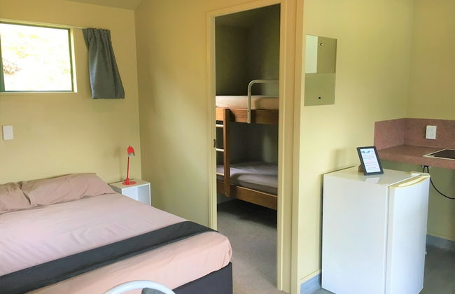 Opal Hot Springs & Holiday Park - Photo 5