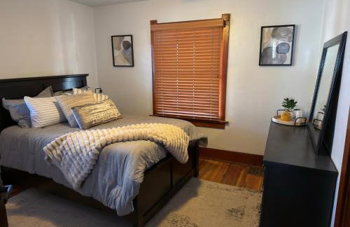 Cozy Craftsman Home Near UW and Downtown - Foto 30