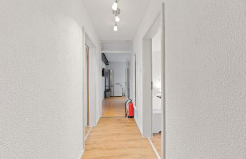 Worker Apartments Oberboihingen near Stuttgart, Nürtingen, Autobahn A8, Parking,Wifi,Smart,Smart TV - Foto 59