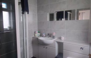 KINGHORN - Private Room, own entrance, ensuite, sunroom & Views - Foto 7