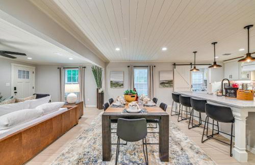 Hot Tub! Family Haven 3 Mi to Lake Ray Roberts - Foto 8