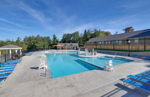 3 BR 2 BA Modern home with private hot tub, fire pit and lake view, Dogs ok! - Foto 19