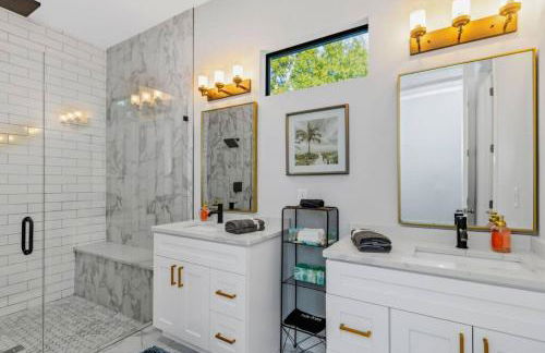 5BR Serenity Tampa Pool and Hot tub - Foto 9