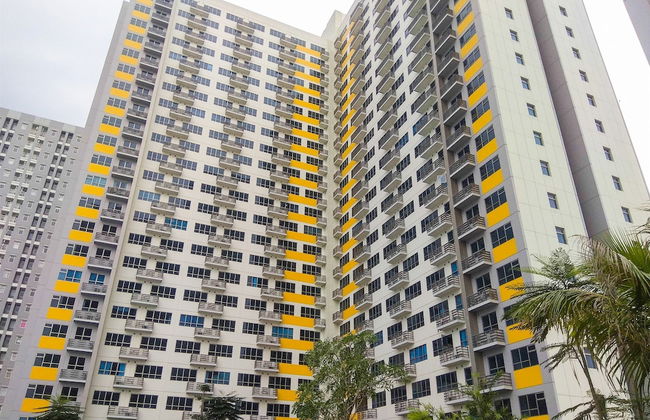 Modern and Comfortable Studio Apartment Springlake Summarecon near Summarecon - Photo 24