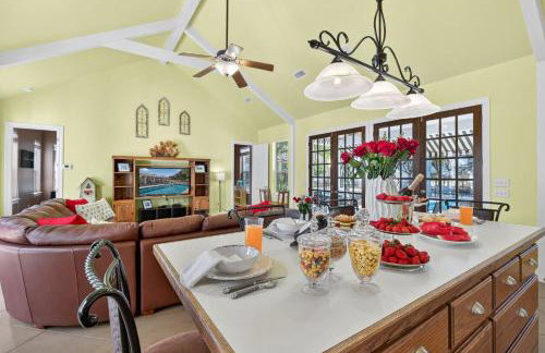 Luxury Golf Course Private Retreat with Heated Swimming Pool - Foto 39