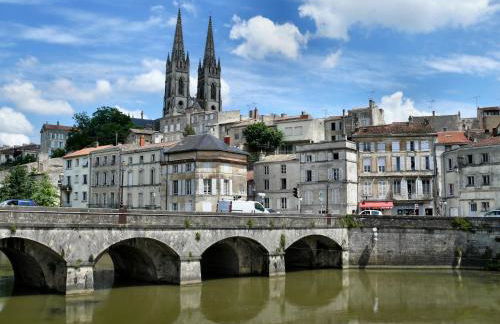 Villa in France with Garden & Barbecue - Foto 18