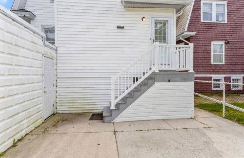 5BR 3BA Family Retreat 2 Blocks from Beach - Foto 46