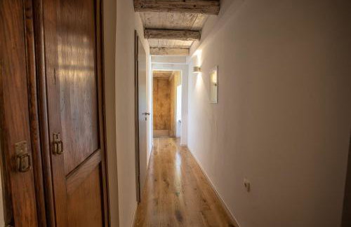 Charming stone house with private pool & jacuzzi - Holiday Home Vera - Photo 31