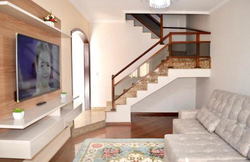 INTEIRO com 3 SUITES E PISCINA - Photo 33