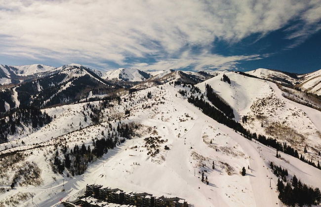 Kestrel by Avantstay Close to the Ski Slopes in This Majestic Home in Park City - Photo 24