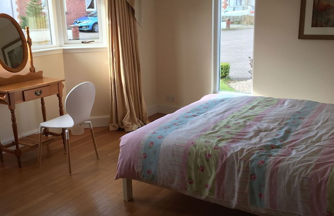 Inverness Apartments - West Heather - Photo 8