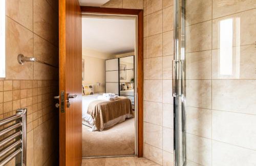 St George's Home w Private Parking by the Harbour - Foto 19