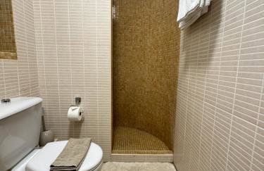 Casa Julio-Rooftop Terrace & Pool 5 Min to Beach - Foto 9