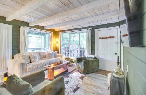 Deck and Grill Cozy Cottage in Talking Rock! - Foto 5