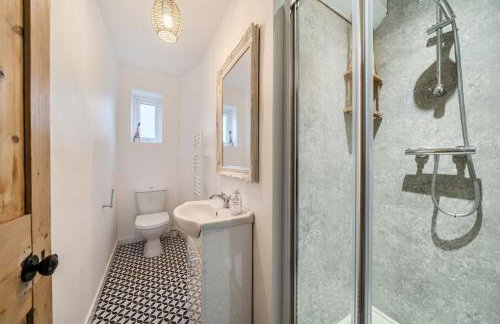 Central Filey Family Cottage for Groups with Super King Bedroom and Bunk Room - Foto 19