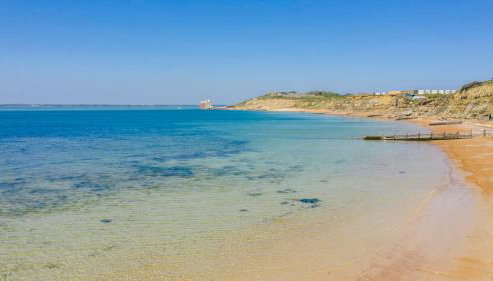 Bay - Brambles Chine, Colwell Bay, Nr Yarmouth - 5 star WiFi - Short walk to The Hut and beach - Ferry offers - Foto 2