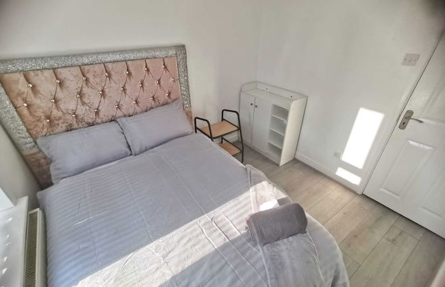 Charming 4-bed House in Manchester - Foto 3