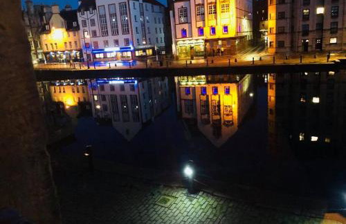 Vibrant Apartment at The Shore in Leith - Foto 4