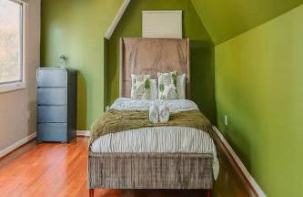 Spacious 4BR with Pool Near DC and Old Town Alexandria - Rutland - Foto 25