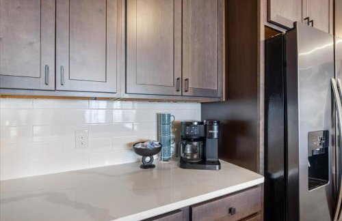 Upscale Lakeside Condo with Extraordinary Amenities at Topsider in Osage Beach 19mm - Photo 27