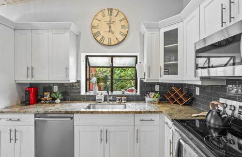 Hot Tub Salt Pool Png Png 5 Min to AtlAv Trampline - Foto 9