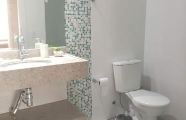 Mariscal, 03 dormitórios, 80m do mar, com piscina - Foto 9