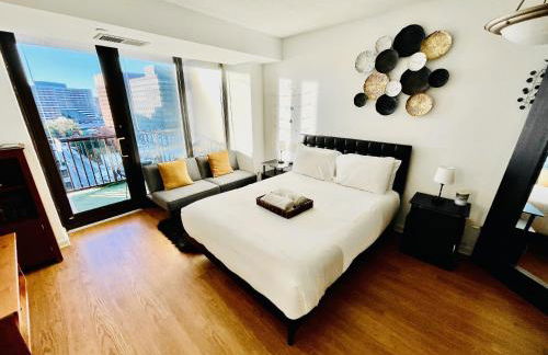 Executive Suite at National Landing - 1BR, Metro, Gym, Pool, Sauna, 2 Queen Beds - Foto 11