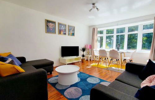 BIG 7xGuest House 3xVan Locked CarPort Garden Leeds & Bradford - Foto 65