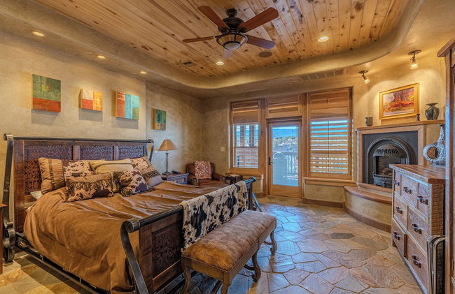 Cougar Ridge Resort - Photo 9