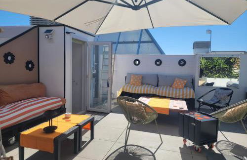 Superbe appartement avec solarium et piscine communautaire - Photo 29