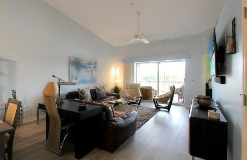Well-appointed lakefront condo - Heritage Oaks County Club - Foto 16