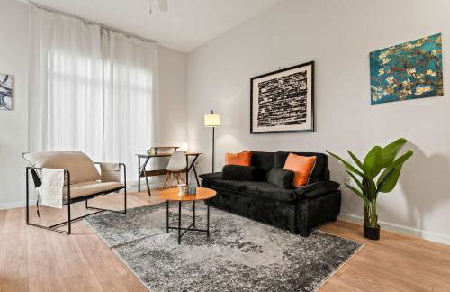 Riviere Apartments King Bed Suite & Pool & Gym & Pet Friendly & Near Epic Universe - Foto 25