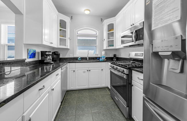 The Spyglass a 5 bed 3 bath house that sleeps 14 and just 67 steps from the beach - Foto 35