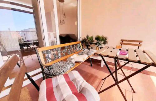 Beautiful Apartment, Beach by foot - Photo 17