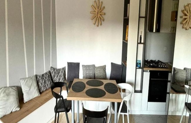 Modern & Charming - Free Private Parking - Foto 11