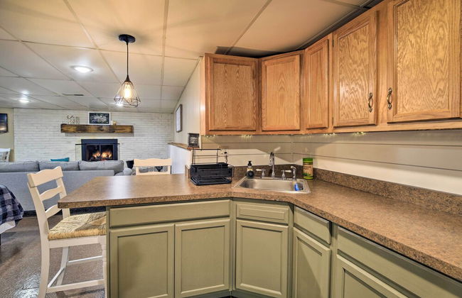 Beckley Studio with Hot Tub, 4 Mi to WVU Tech! - Foto 25