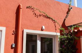 Kalumi Aparthotels - Japandi-Style Apartments with Terrace, Pergola, and Portuguese BBQ - Foto 24