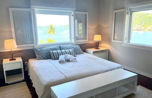 Vista dos sonhos na beira do mar de Angra com pier - Foto 50