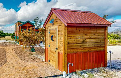 Modern Tiny House in Hill Country with Covered Patio - Foto 12