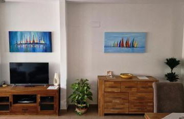 2 bedroom apartment - Sleeps 4 - Pool - Garden - Foto 9