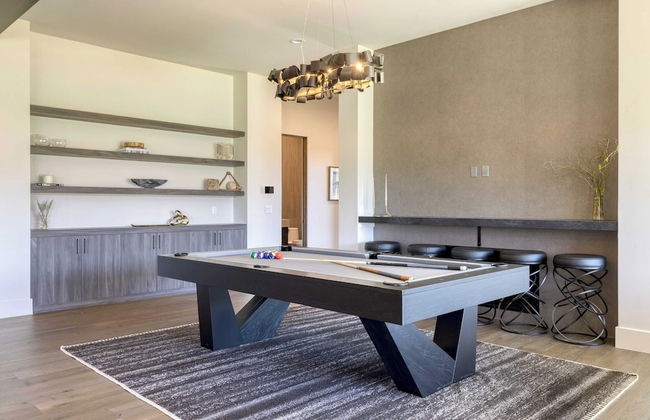 Reflection by Avantstay Sleeps 18 + Lake Views Hot Tub + Game Room - Foto 18