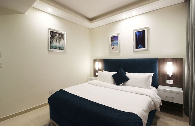 Palm Ville Suites - Photo 12