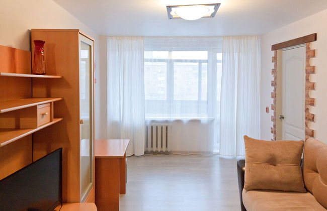 Apartment ALLiS-HALL on Chelyuskintsev 23 - Photo 4