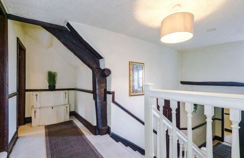 Spacious 5BR Home w/Game Room - Foto 19