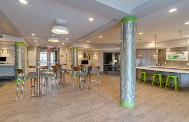 2 Bedroom Apartment with Large Patio, Hammocks - Foto 16