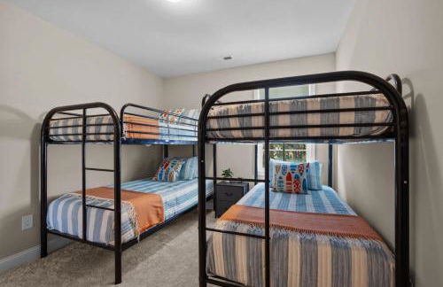 Modern Retreat Minutes to Emerald Isle Beach Villa - Foto 24